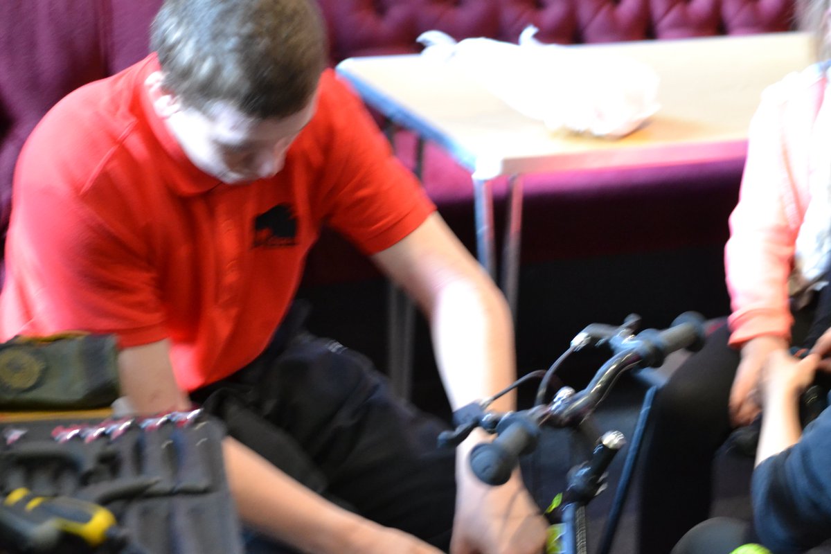 GlasgowFuse's tweet image. Preparing for our #weecycle with the @GlasBikeStation