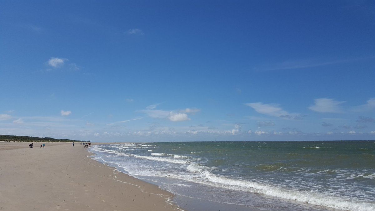 Havenlust's tweet photo. Visit Our Sea Side ❤ Holland ❤ #Renesse #ourseaside #zeeland #happy #dezeekust #telegraaf #samsung #noordzee https://t.co/IoE3OZNCY7