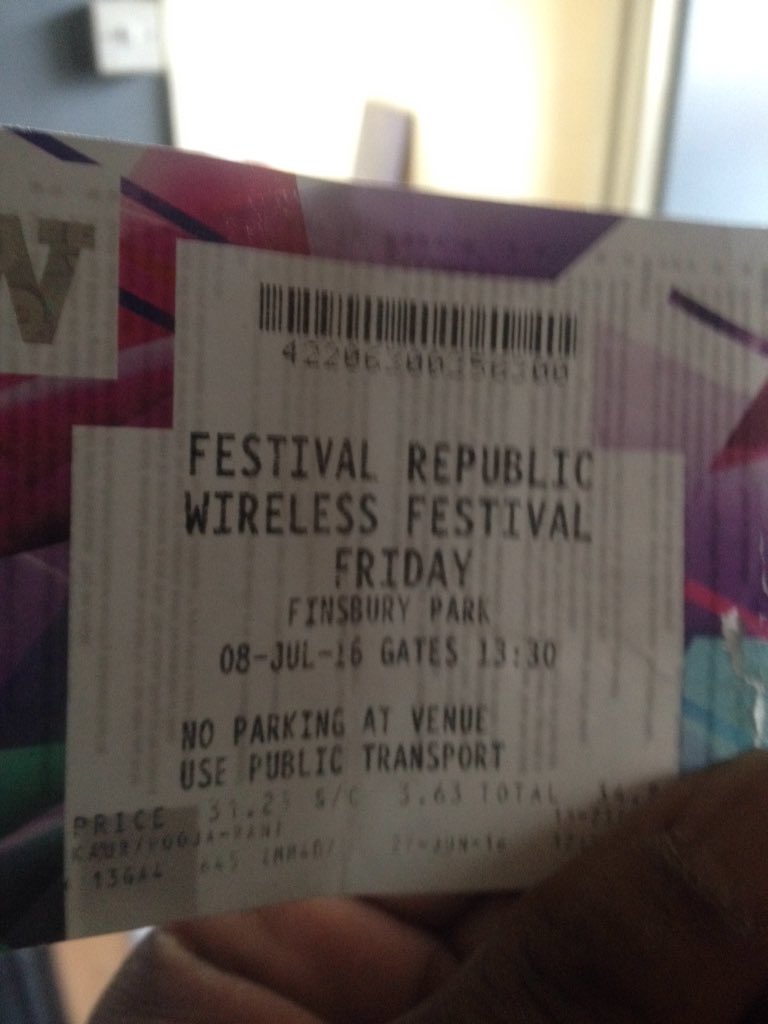 POSHBOY1000's tweet photo. #WIRELESS2016 I was there πππ https://t.co/rdExrSZCm6