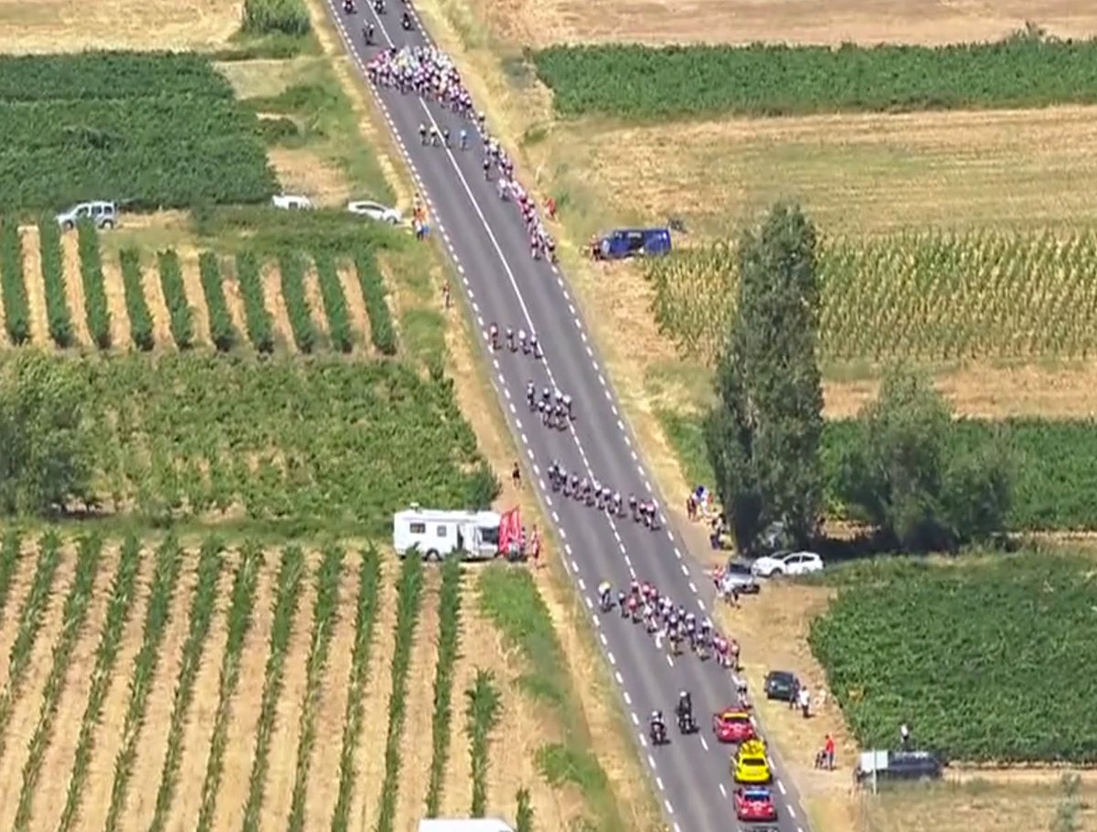 Movistar_Team's tweet image. A
  B
    A
      N
        I
          C
            O
              S
#TDF2016