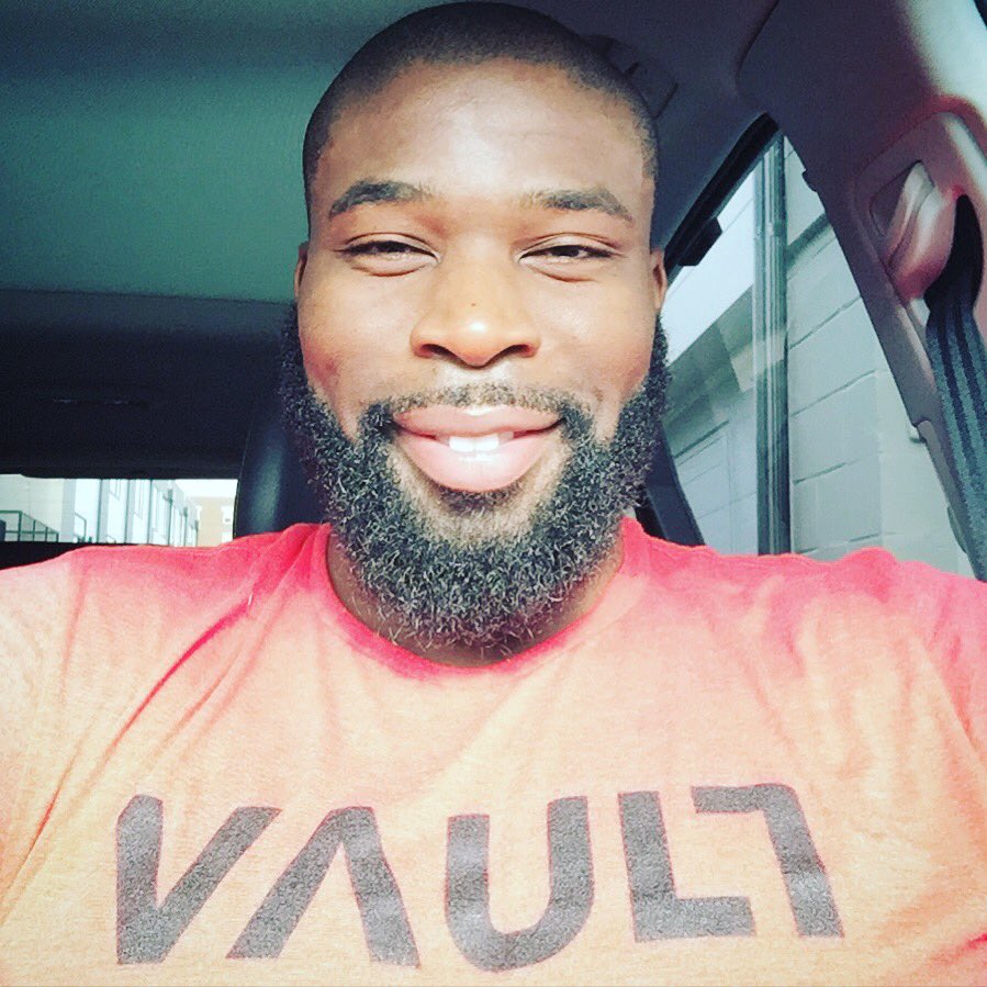 iidonije's tweet photo. Morning Workout w #VAULT Team!! EPIC! #TransformWithin 💪🏾 https://t.co/c9rHFCGbnV
