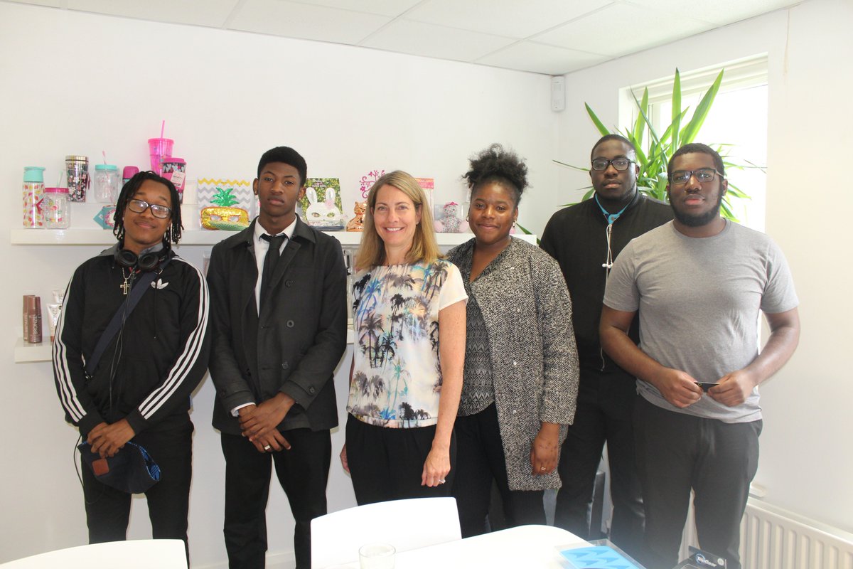 TottenhamUTC's tweet image. 'TUTC Students Take A Step Into The Matrix:' tottenhamutc.co.uk/tutc-students-… @this_is_matrix @Founders4School 
#TUTCBeAmazed