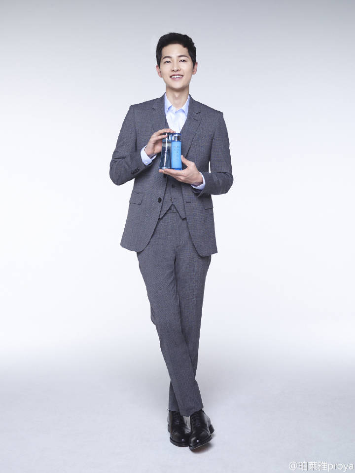 Noojan15's tweet photo. #proyacosmetics รูปภาพเพิ่มเติม
เกี่ยวกับ CF ในแอลเอค่ะ
มันช่างดูดีเหลือเกิน 🌹
#Proya
#송중기
#SongSongCouple https://t.co/bBwAEWfAzV