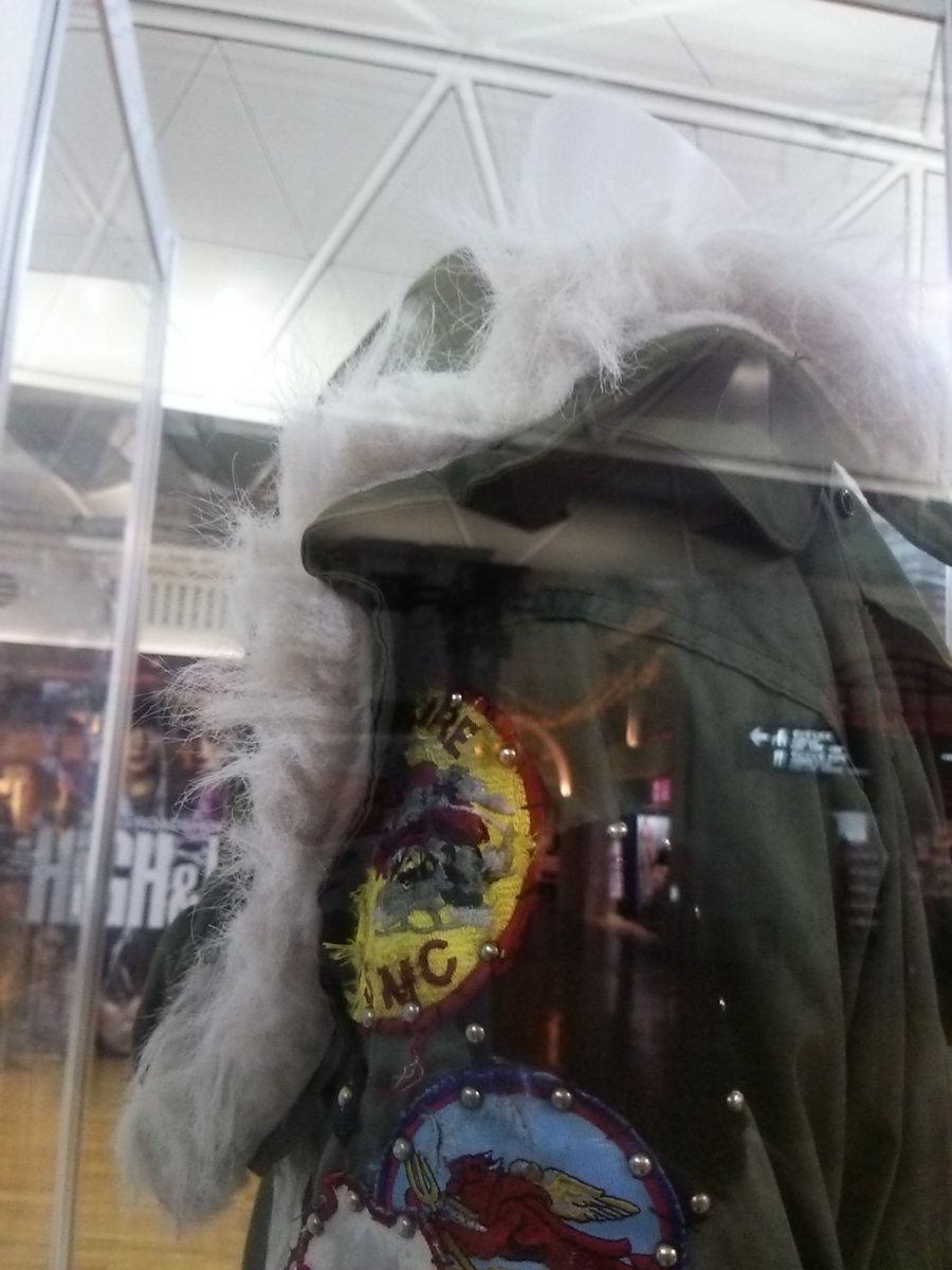 ハイロー、中部国際空港のRUDE BOYSの衣装展示… 来れる方にはぜひ見て