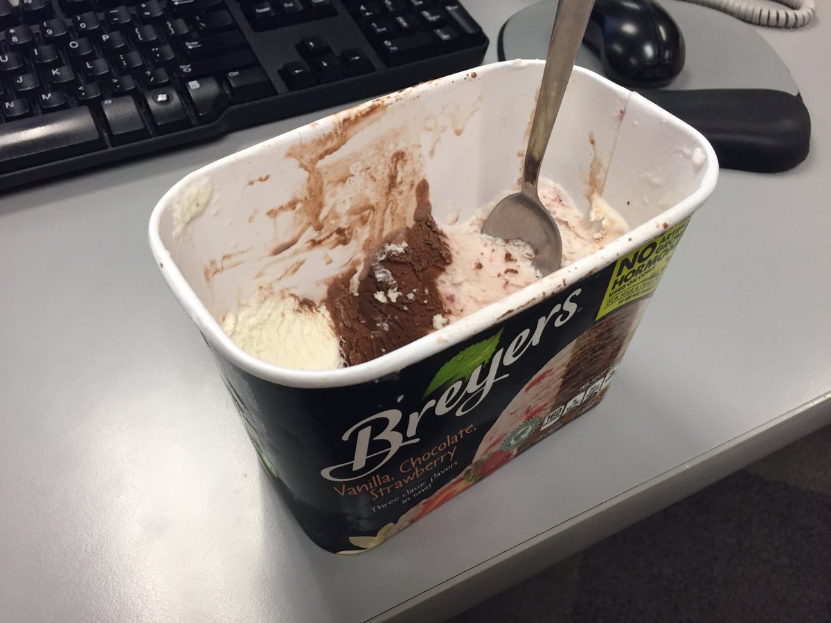 Wx_Jess's tweet photo. Mids. Ice cream ctsy of @Geogest1. Yes, eating out of the container. #yum #ShiftworkerProbs #NoShame 🍦 🌙  😋 https://t.co/2vz7ruZljJ