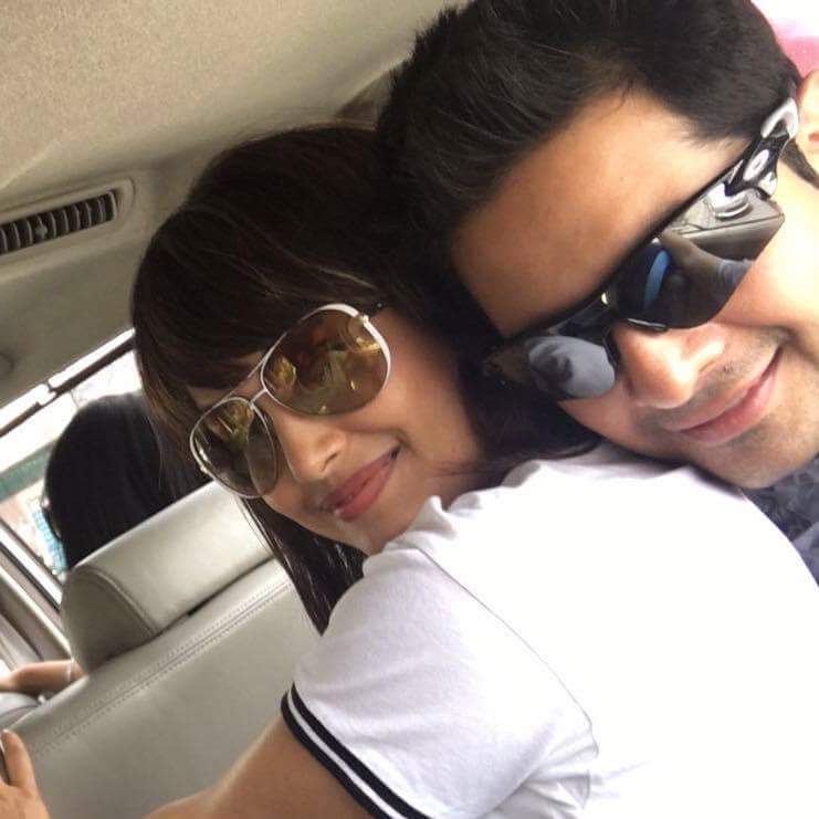 HeenaHk199's tweet image. Adoreabale couple ❤❤ @_KaranMehra @nisharawal @aj_mehra53 #karnish #gogles 👓👓#lovely ❤amezing click 📷love u tons 💕💕