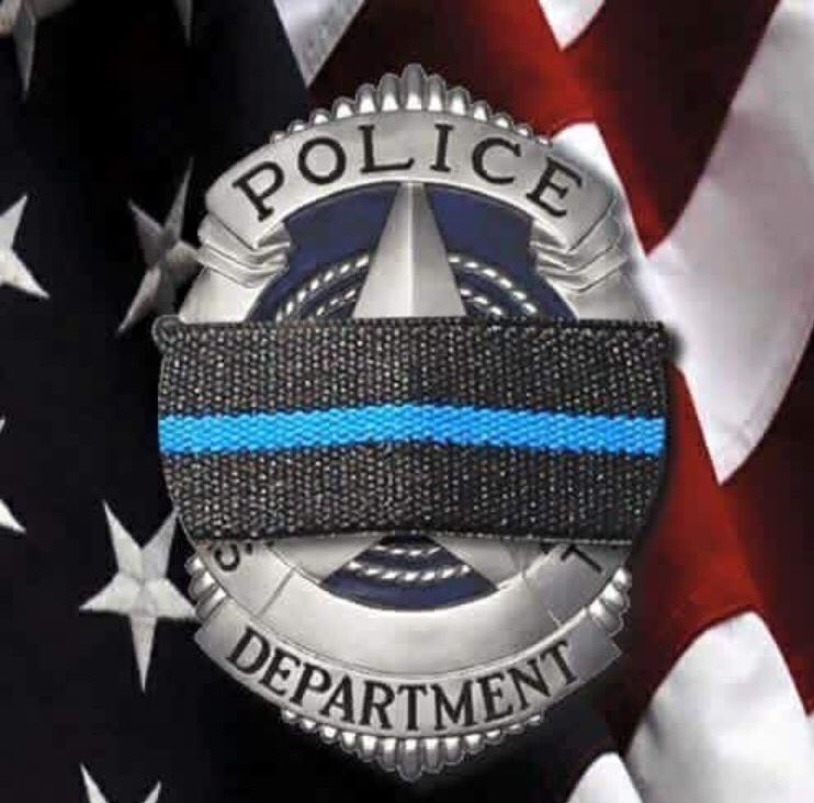 MelindaPIO's tweet photo. Good morning #Dallas. Today we will lay Sr. Cpl.  LORNE B. AHRENS, #8193 to rest. Plz continue to #PrayForDallas. https://t.co/vAwrOmGEf4