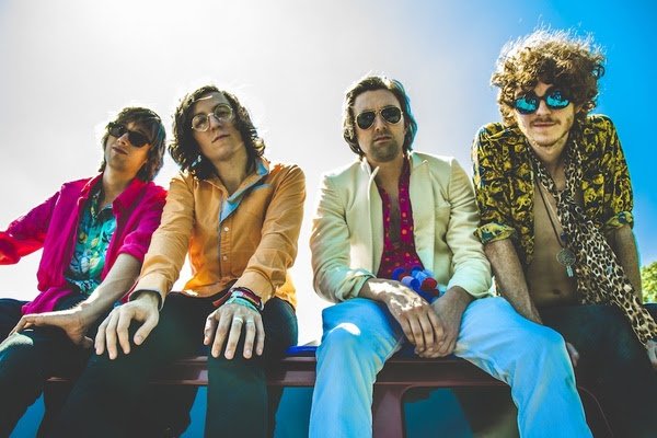 cincygroove's tweet photo. Cincinnati Pop n’ Roll Band @automagikmusic Premieres “The Road” Video  https://t.co/rbUTuFW6xZ #automagik https://t.co/vPQ2VjLQjp