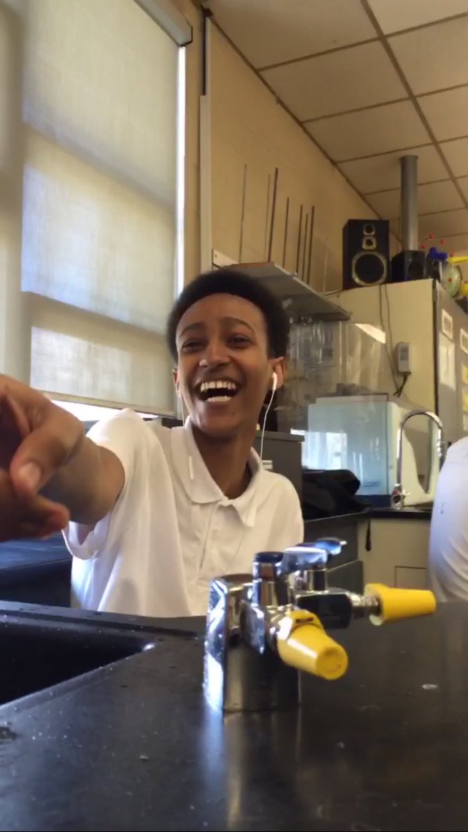 _locosebas's tweet image. Happy birthday to my homie @nabeltewdros , love u broski 🎉🎈🎊💙