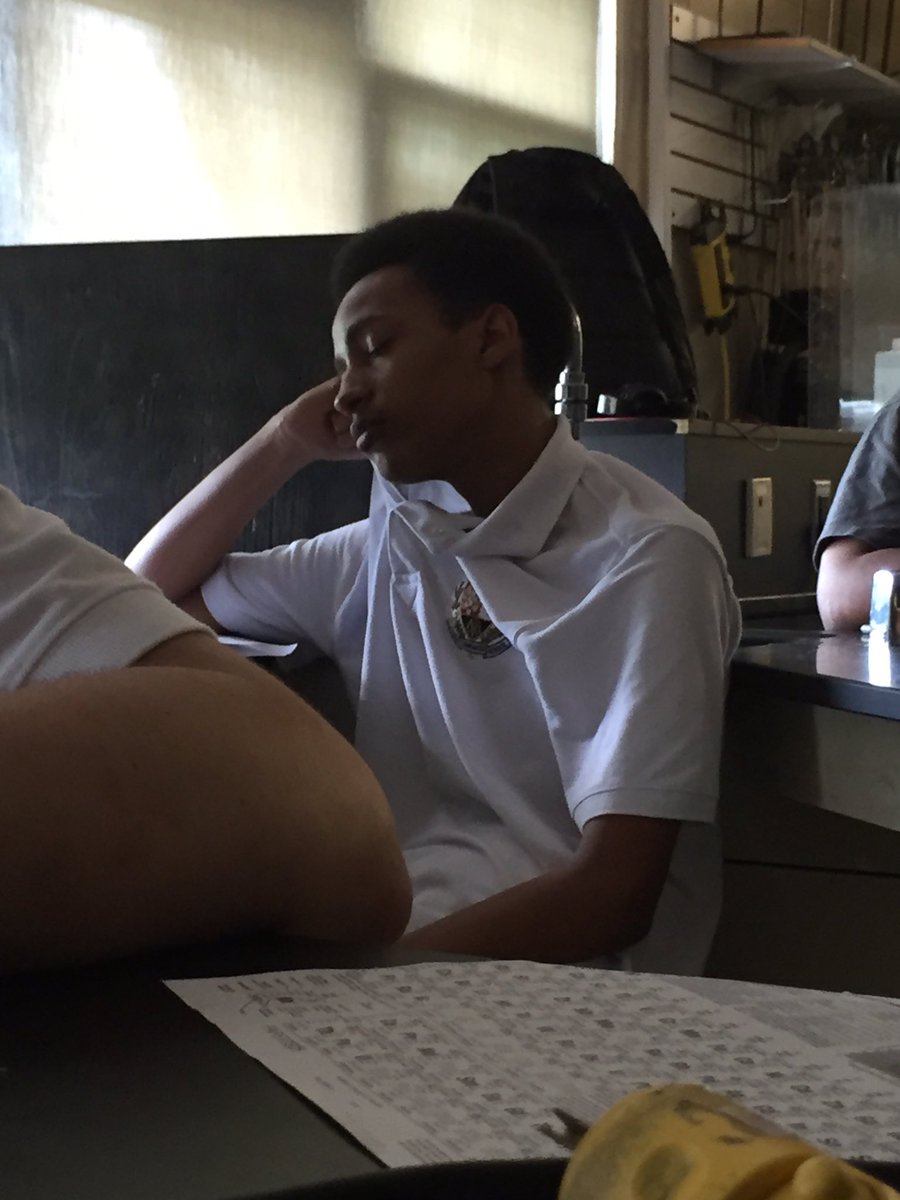 _locosebas's tweet image. Happy birthday to my homie @nabeltewdros , love u broski 🎉🎈🎊💙