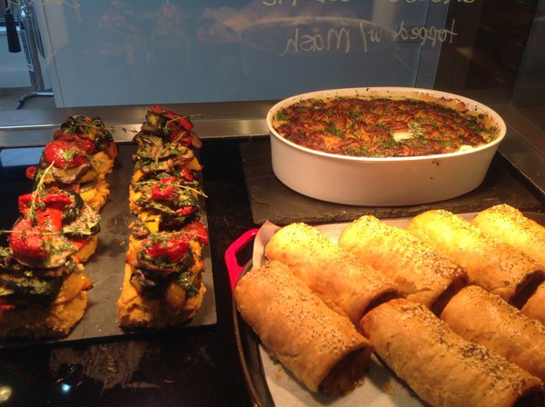 Make your very own 1505 Polenta Cake! cafe1505.co.uk/2016/07/13/mak…