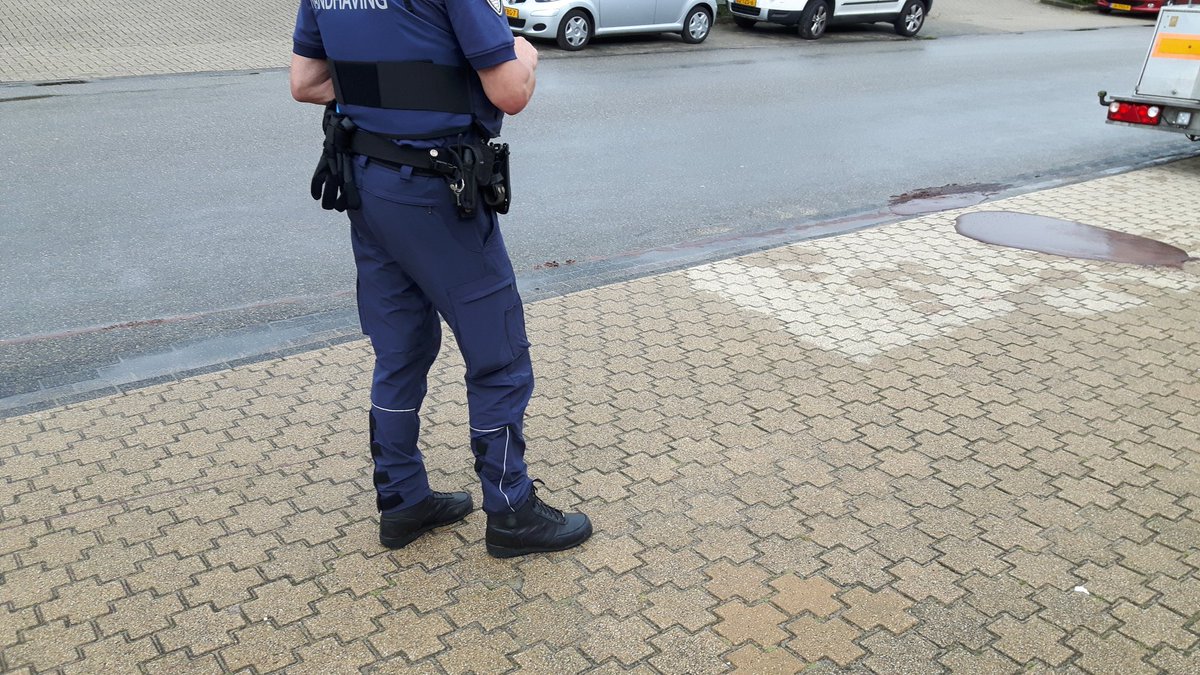 Melding van glad wegdek ivm olielekkage..Bleek te gaan vloeibare chocola ipv olie..