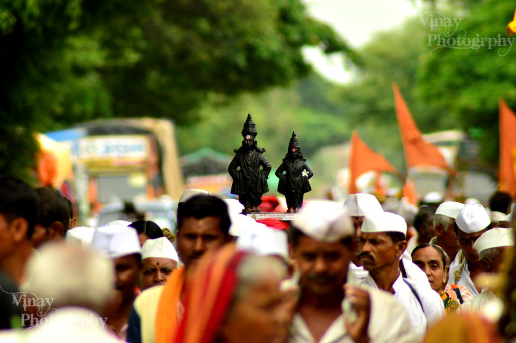 klicktorians's tweet photo. Pandharpur Wari https://t.co/XD2VHLTeIV https://t.co/KW6ca2CIsY