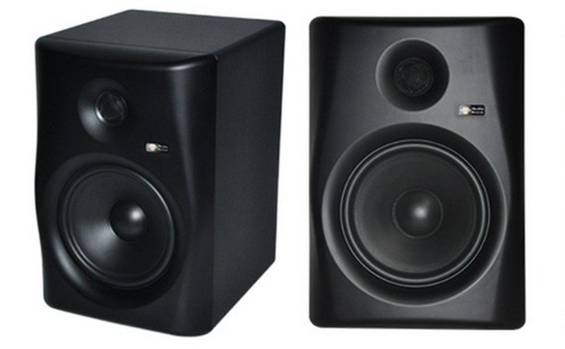 IDMMAG's tweet photo. REVIEW: @MonkeyBananaEU Gibbon 8 Studio Monitors...> https://t.co/XxzHkru4Zo https://t.co/cA8AMM1I9v