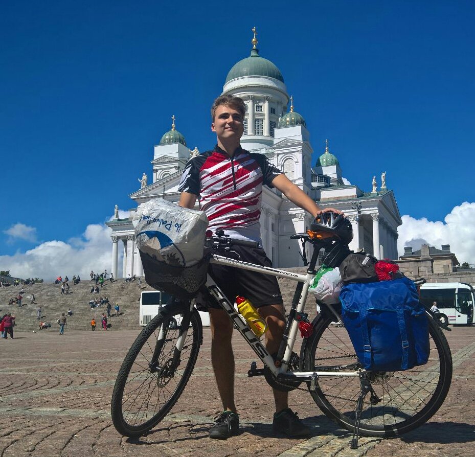HartmanTeemu's tweet photo. Nyt se alkaa!! Tromssa melkeen näkyy jo! https://t.co/eYa6WThEHG