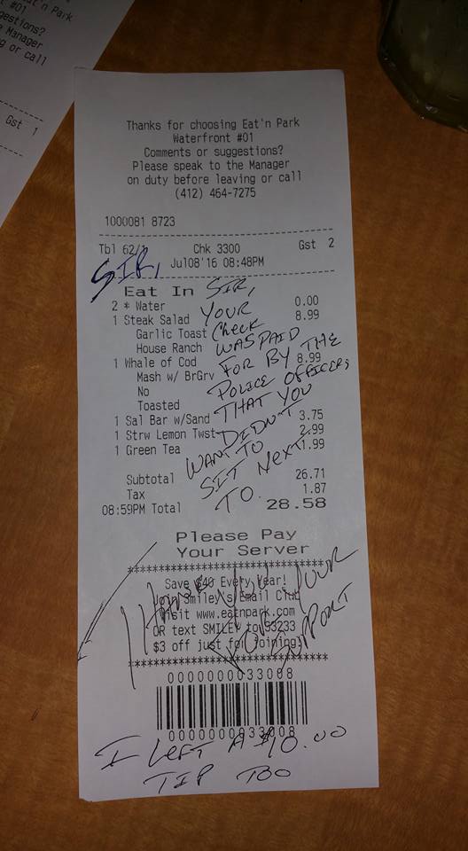 ABC's tweet photo. Officer picks up tab for couple that refused to sit next to him and fellow officers at diner https://t.co/zQkcu98jOW https://t.co/NokZqI9jQc