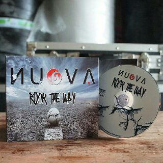 izumiuchihachan's tweet photo. Support and Respect @NUOVA_official @soulguitar \m/ yeahhhh https://t.co/Fe7mzXrOhZ