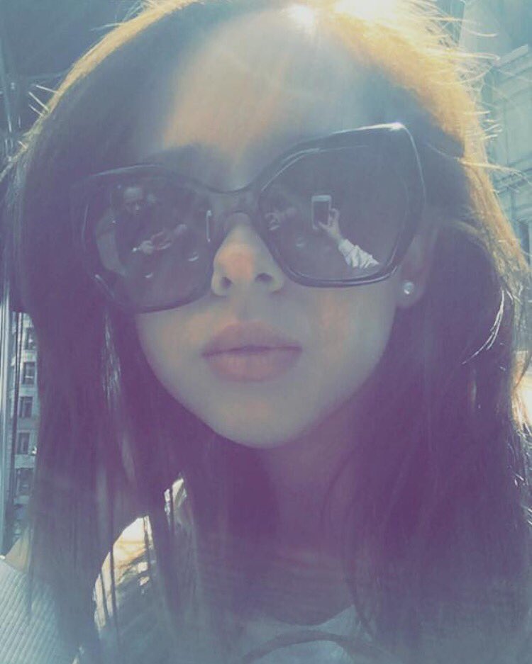 KimMichellestar's tweet photo. Off to Miami los veo en #PremiosJuventud π#Miami #KimMichelleStar #BrokenGlass #singer ππβ€οΈππΈππΌβοΈ @makeupbyvstar https://t.co/1m8g9291j3