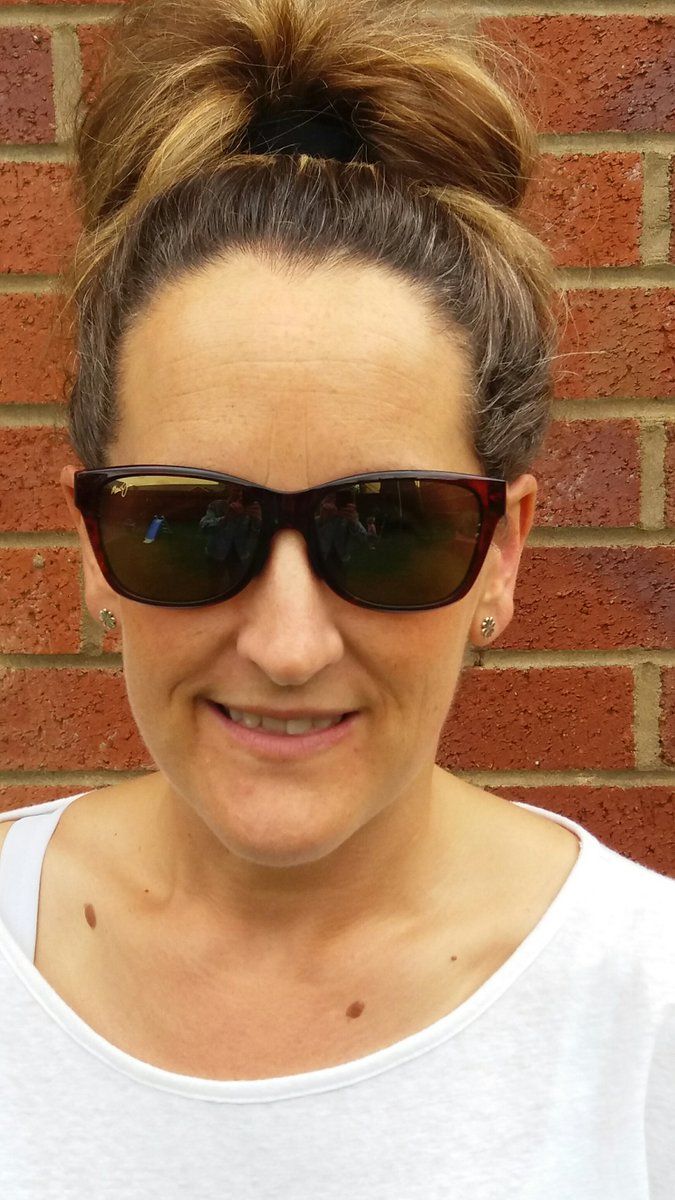 judithdayoundle's tweet image. #QuickTip - #UltravioletRays can cause all sorts of eye problems. Stay protected and wear #Sunnies when #Outdoors