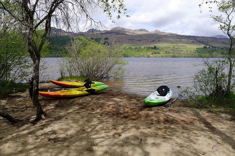 killinoutdoor's tweet photo. The weather's looking good this weekend. Rent a kayak and explore the islands on Loch Tay! https://t.co/2vfPTIG0C0