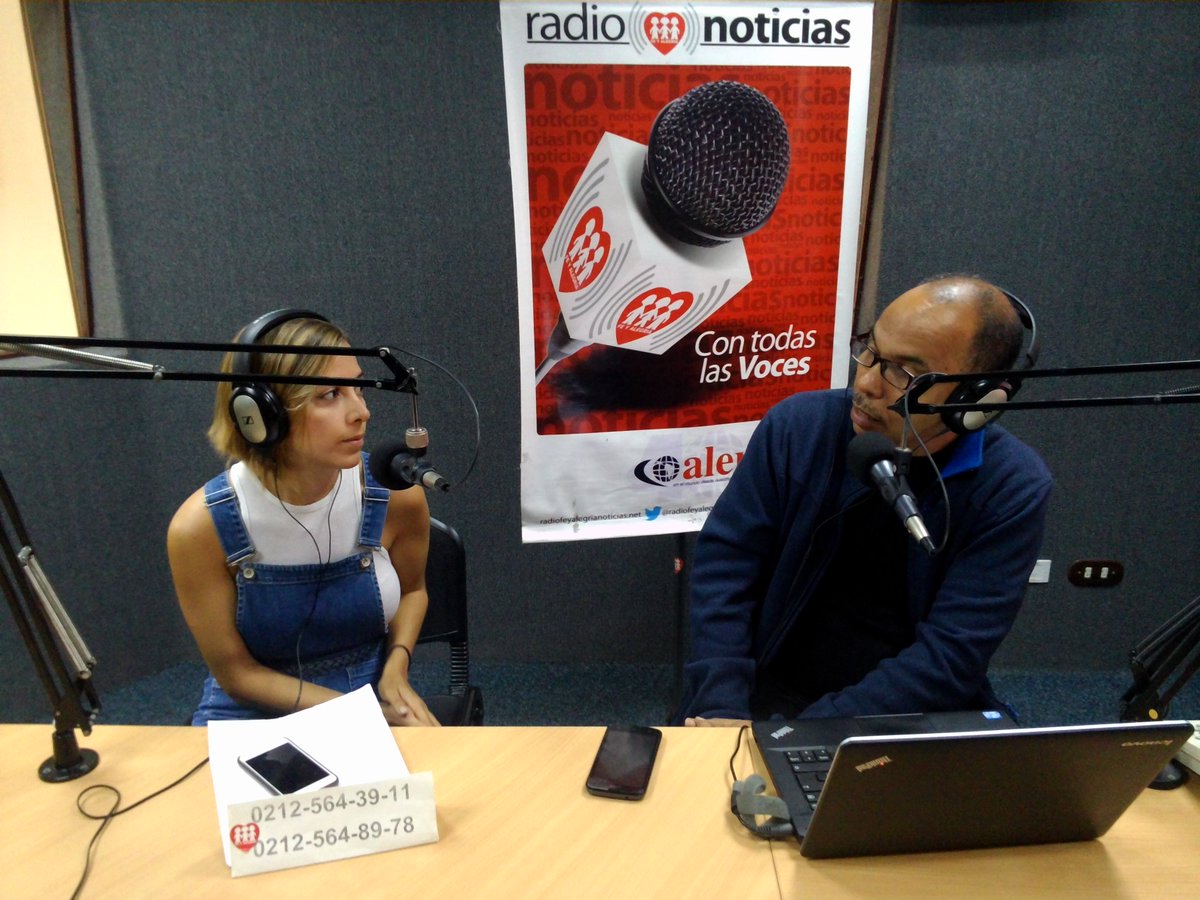 radiofeyalegria's tweet photo. Conversamos con la nutricionista Andrea Castellanos #AFondo https://t.co/bN27tYQyLn