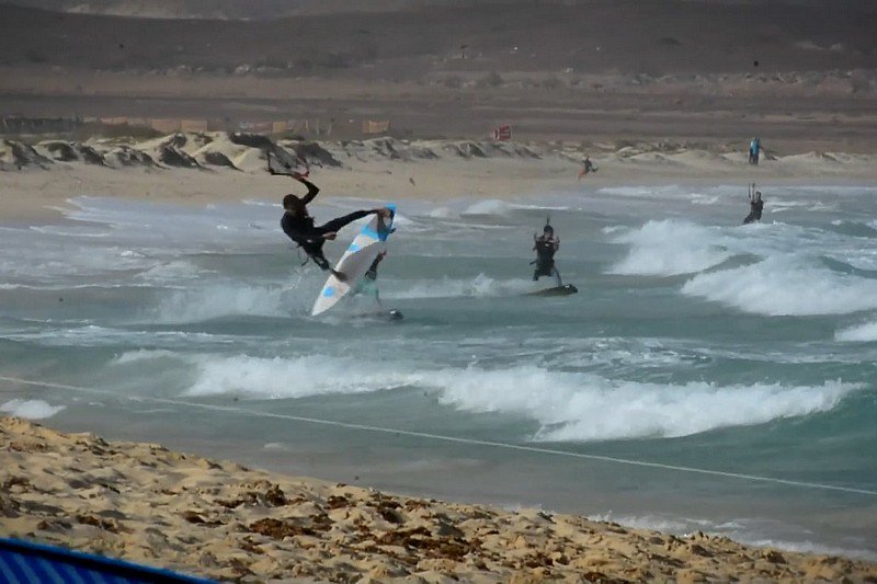 KBJTweets's tweet photo. One day - One training session - https://t.co/cbWCD4ioD7
#kitesurf #kitesurf #matchulopes #strapless #capvert https://t.co/FQEVoFnfWF