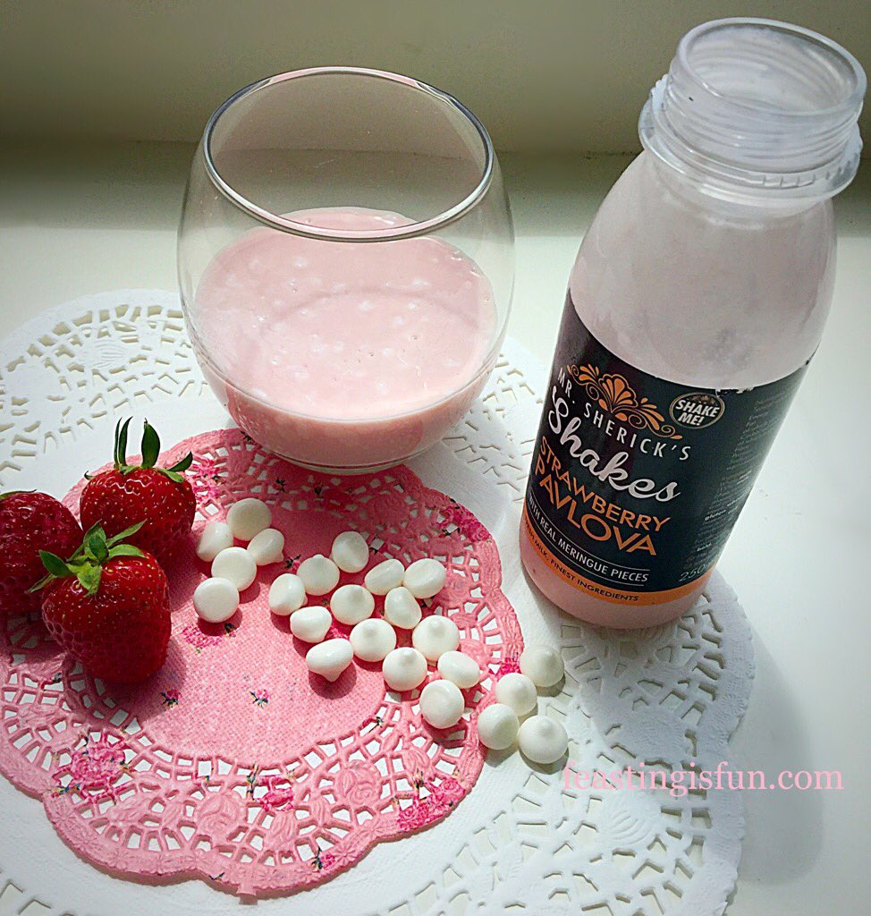 SMOKEYFORMBY's tweet image. ?Giveaway Mr Sherick&apos;s Milkshake Review?feastingisfun.com/mr-shericks-mi… RT/F &amp;amp; @sammiefeasting &amp;amp; @MrShericks to #win  #ugos