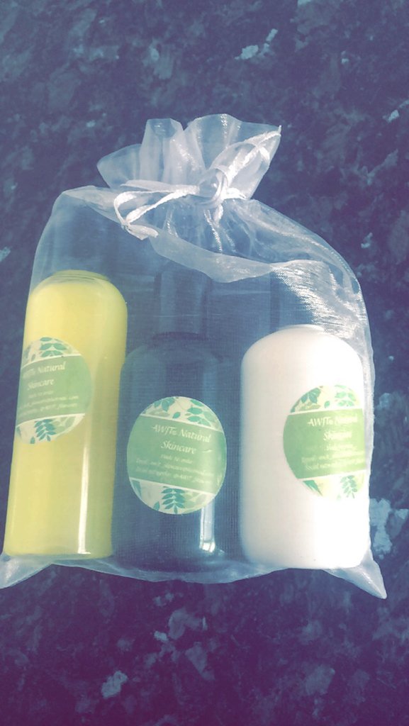 Ashanti_Passion's tweet image. Perfect for handbag, hand luggage, overnight bag. 3 for £15 (shower gel, argon oil and moisturiser of your choice)