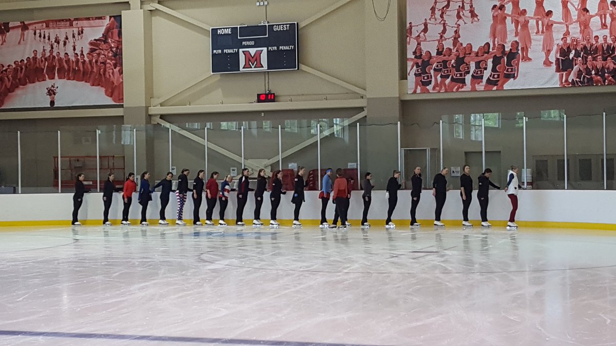 MiamiOH_Skating's tweet photo. #MUElite16 on the ice with Kelley this morning #bodylean #technique #skatingskills https://t.co/pNk6PJl37v