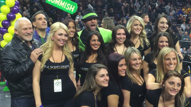 PJsPub's tweet photo. Think thats cool @NeYoCompound ?Wait til @JonDorenbos makes the #PJsGirls disappear! #Congrats COMMISH #GoldenBuzzer https://t.co/TfY0Ibt986