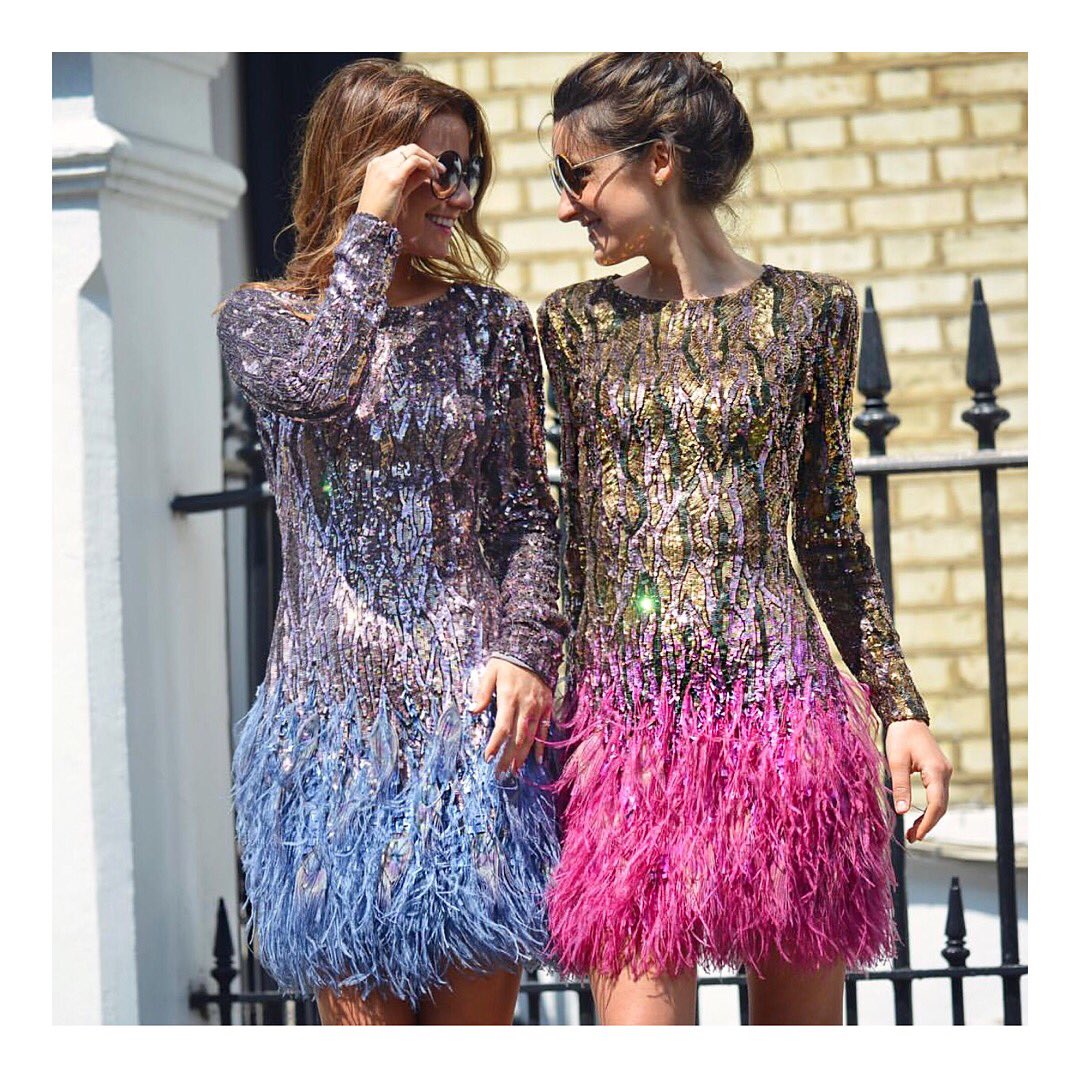 TheLDNChatter's tweet photo. Shakin' my tail feather with @Rosanna in @MWWorld ππ«π (https://t.co/9IX9lPIUSx) #GownGang #OhMW https://t.co/ryiL0mlbzw