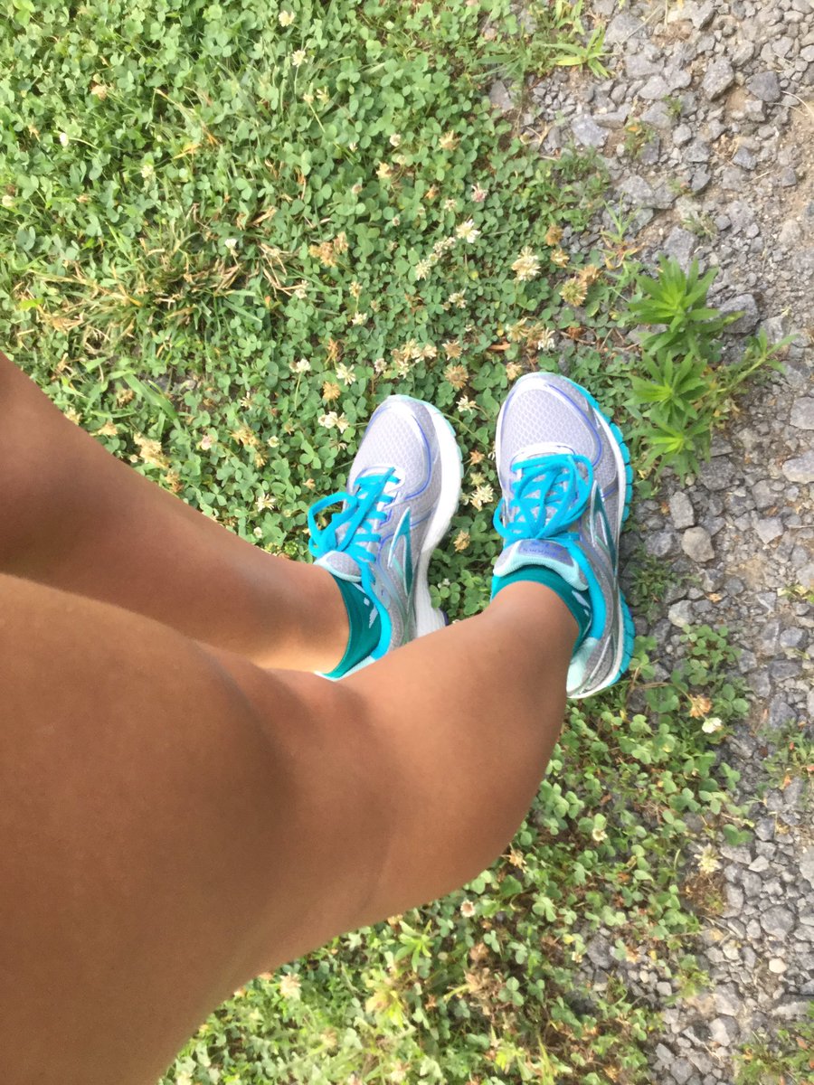 kaseyelizabethf's tweet image. Their maiden voyage up none other than the legendary Short Hill