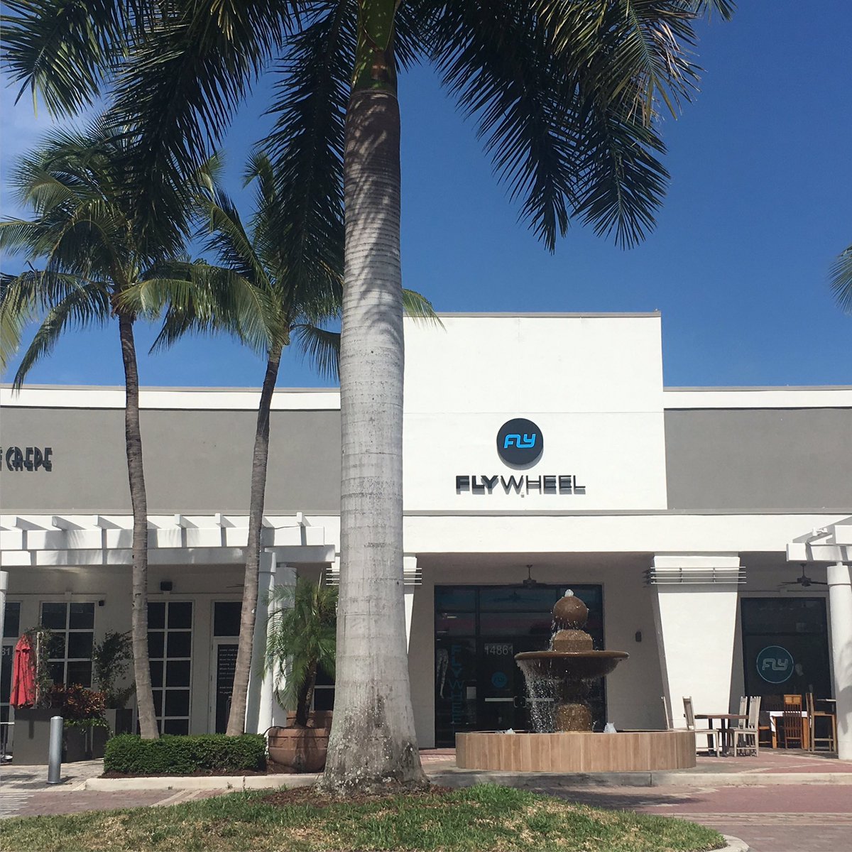 jonin301's tweet photo. Thanks @fablinds and @CiCiFLY11 for my first ever @Flywheel double!! #300club #305life #northmiami 🚴 https://t.co/dd0gbRLcOp