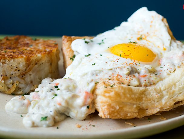 AustinWayMag's tweet photo. Saturdays deserve #brunch too! Here are 7 Austin places that do it right. #austinbrunch https://t.co/xUP3ZqiDBx https://t.co/6Yza6V9zQU