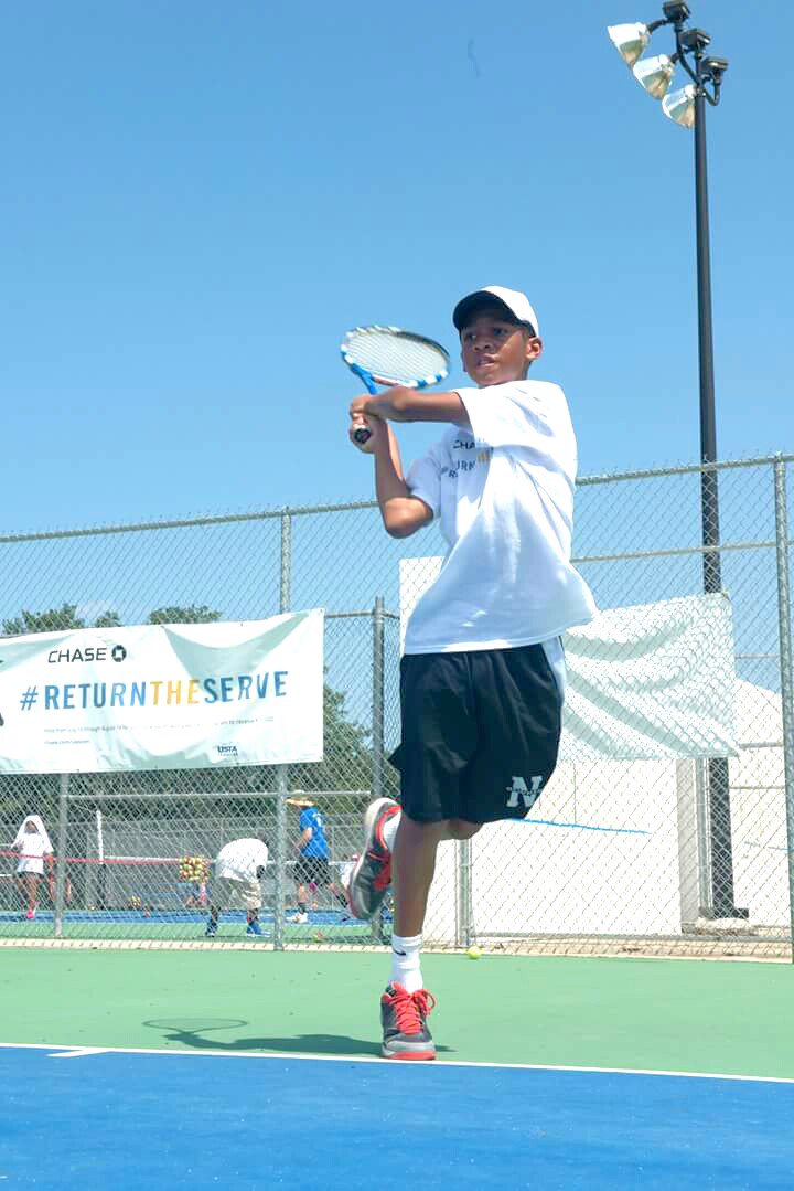 AsAndAces's tweet image. @chase and @USTA are helping @AsandAces #returntheserve in #NOLA.  In two days we will celebrate with our #funday 😃