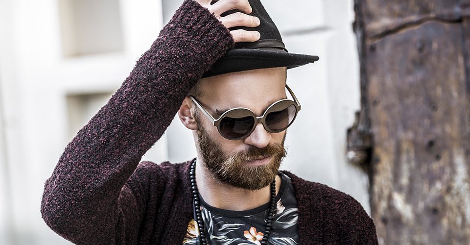 2020europemag's tweet image. PAPER: unique, simple &amp;amp; noble. Nothing better for a creative #eyewear collection #PaperStyle bit.ly/29n1n57