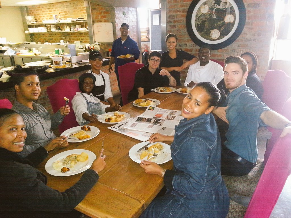 poplarschef's tweet photo. Great welcome from the team. Family lunch! @holdenmanz @foragingfork https://t.co/qkqcGLGrDV