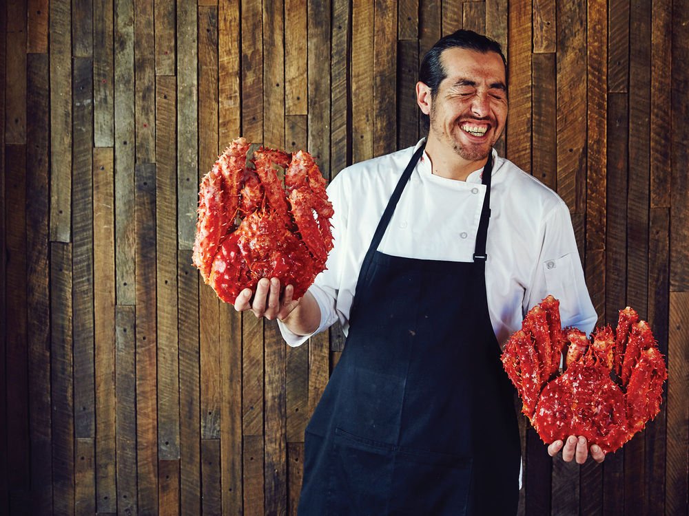 .@adamgollner and @williamhereford show why people call Patagonia the land of giants saveur.cc/phVwPs