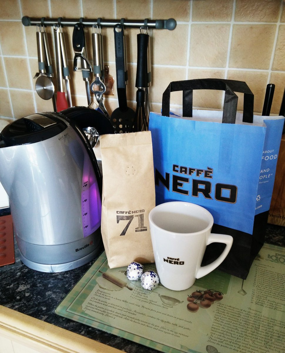 thehackette's tweet photo. Just on time to beat the #afternoonslump - thanks #CaffeNero and @BurrellPR! #FromOrigin https://t.co/WOnDWWSKKj