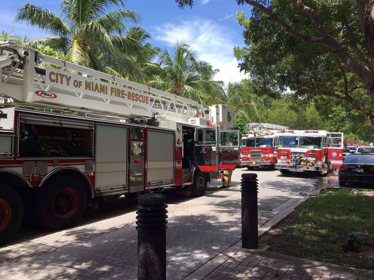CityofMiamiFire's tweet image. Multiple KBFR &amp;amp; MFD units OTS of a working fire on E Enid St. Fire now under control. @wsvn @WPLGLocal10