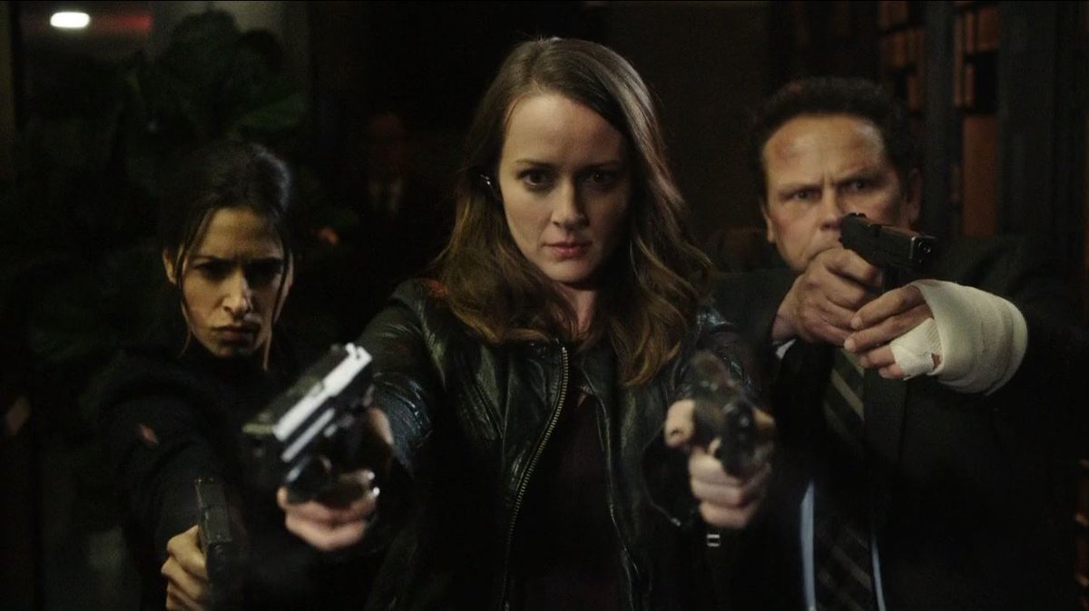 CEmediaBE's tweet photo. "Welcome to the machine!" Seizoen 4 van #PersonOfInterest is weer een thriller van formaat: https://t.co/gyq7nuXrr2 https://t.co/xUQvoQUDMN