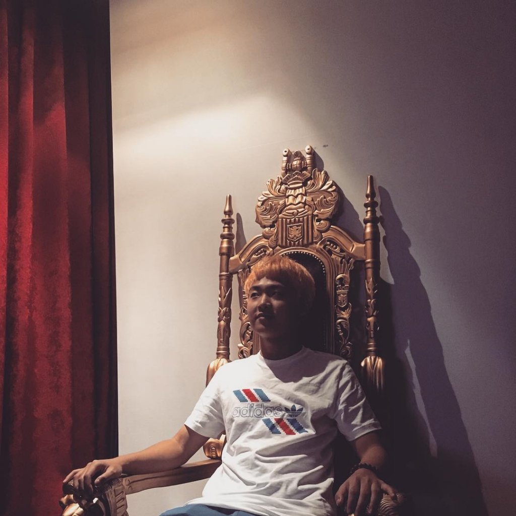 Jdoubleetar's tweet photo. นี่มันที่นั่งเฮียเว่อนิ่55555 #dok2 #superbee #teamill #1llionaire https://t.co/HrPo3bMQav