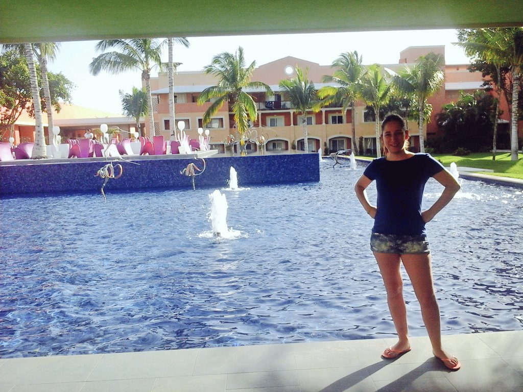 Y de repente, llega esa persona que rompe todos tus esquemas y te saca una sonrisa con la más mínima tontería.