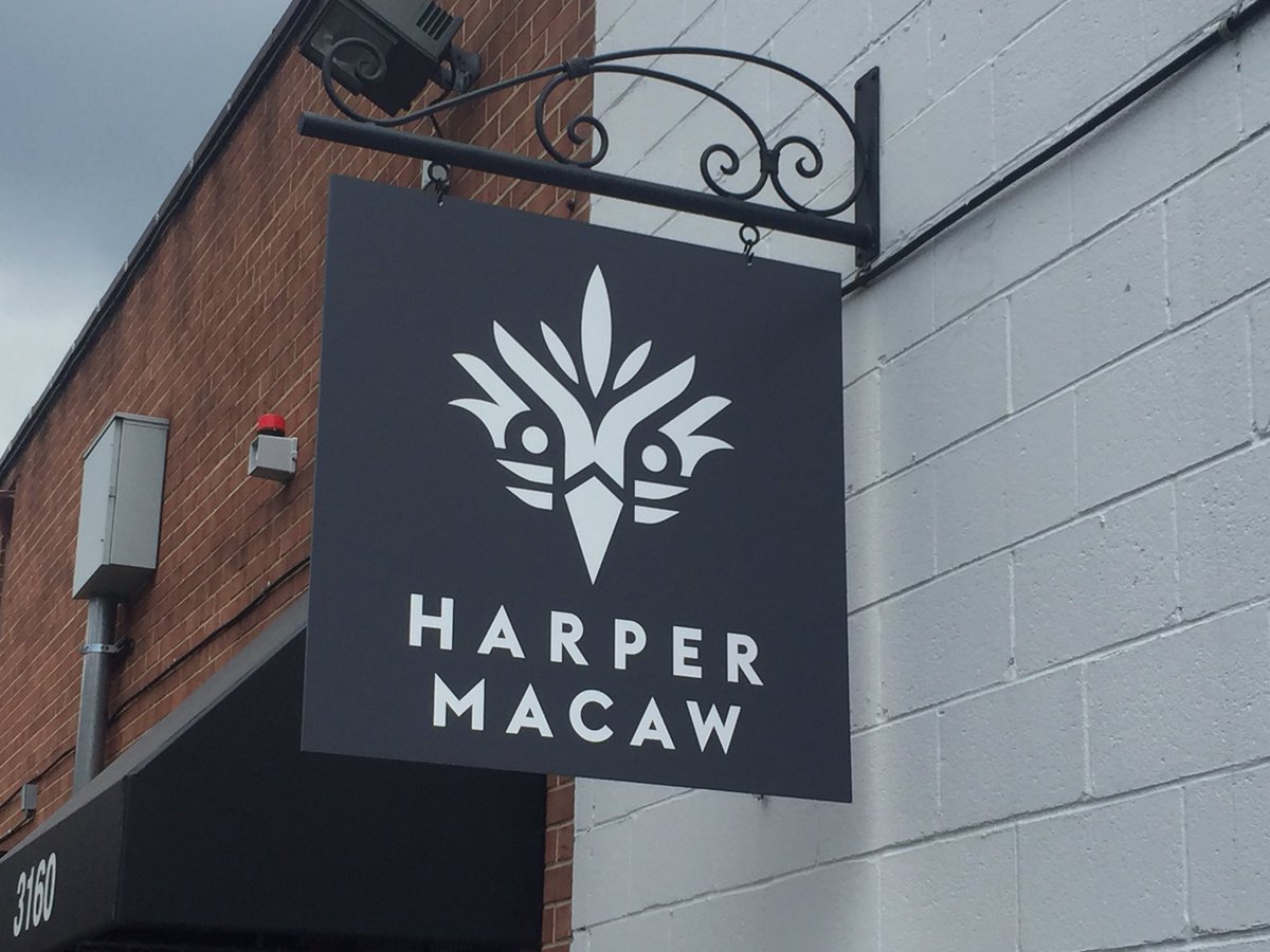 Agoodie's tweet photo. Eco-friendly, sustainable &amp; local! DC-based chocolate @HarperMacaw #WBJBusTour @WDCEP https://t.co/Nuk5eGUgwI