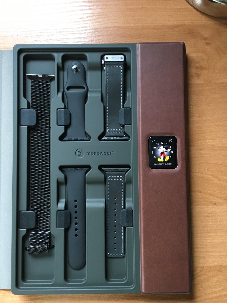 zakino4's tweet photo. Apple Watch i akcesoria w jednym miejscu ;) #monochest from @Monoweardesign https://t.co/JuofdHeOen
