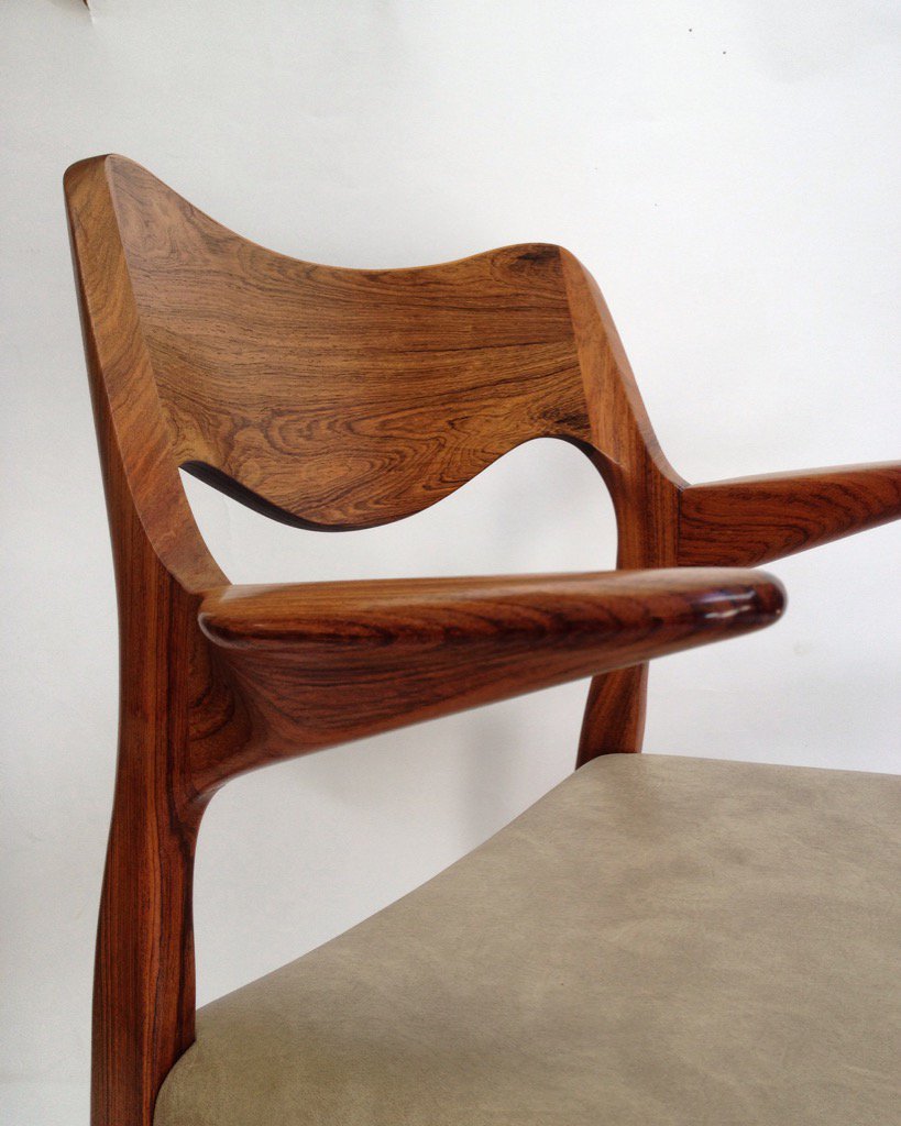 FabFindVictoria's tweet photo. Check out these #danishmodern #vintage #rosewood arms #midcentury https://t.co/jJ25ygghrE