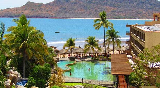 Now offering instant airfare savings of $300 when staying at the beachfront Playa   Mazatlan bit.ly/29vL76f