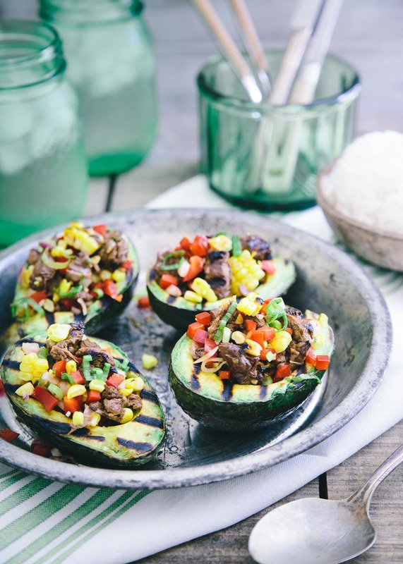 mwhyradio's tweet photo. Asian Steak Stuffed Grilled Avocados via @runtithekitchen https://t.co/otzQyXrJQM #meatandchicken #recipes https://t.co/uH0xHSizpQ