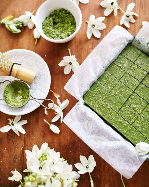 Teaologists's tweet photo. Getting a #Sweet Fix With Some Homemade #Matcha Nama Chocolate https://t.co/G2xqECtLcd Thanks @TheTummyTrain https://t.co/Cuf4ndkFjJ