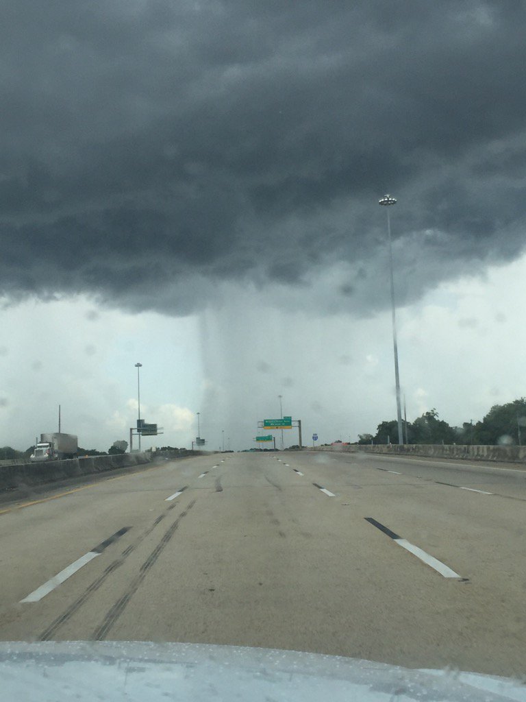 ArtAllie's tweet photo. @spann #jellyfishcloud @ALcomMobile https://t.co/5yOhqAEQlM